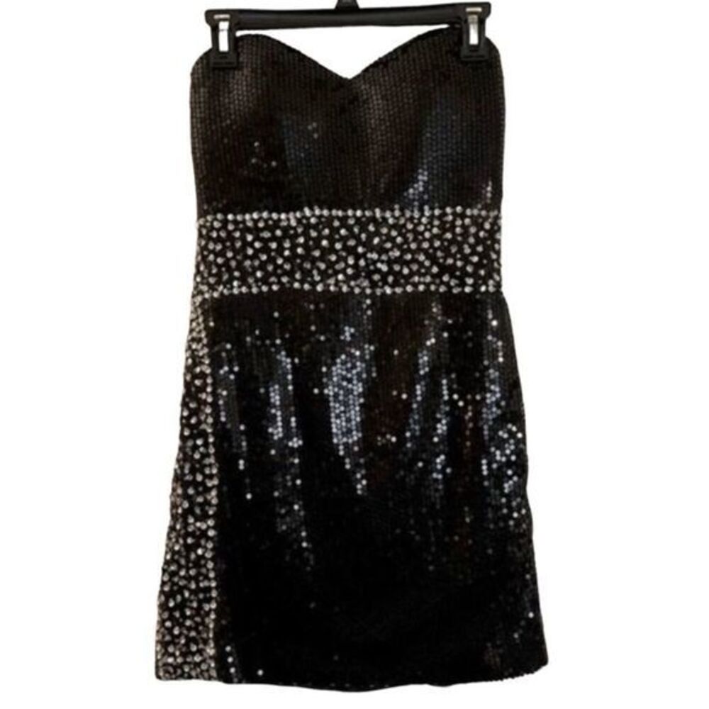 Women’s Fully Sequined Black‎ and Silver Prom/Homecoming Short Gown Size 6